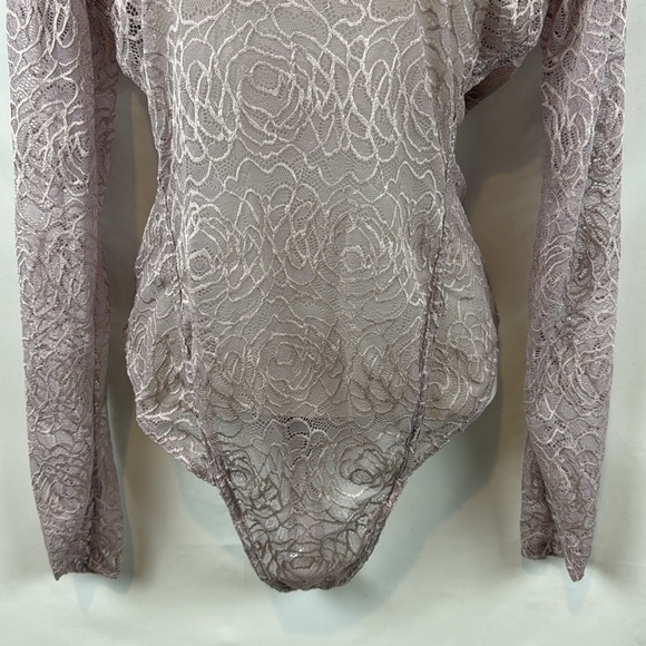 Free People Intimately In My‎ Head Sheer Lace Lilac Purple Bodysuit Size M - NEW - Picture 6 of 16